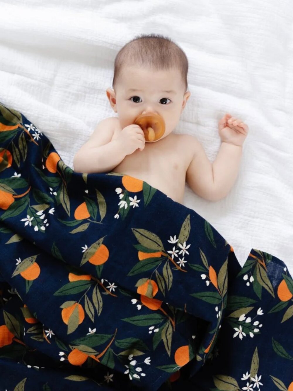 NWT! Clementine Kids Orange Blossom Swaddle in Blue, 47 x 47